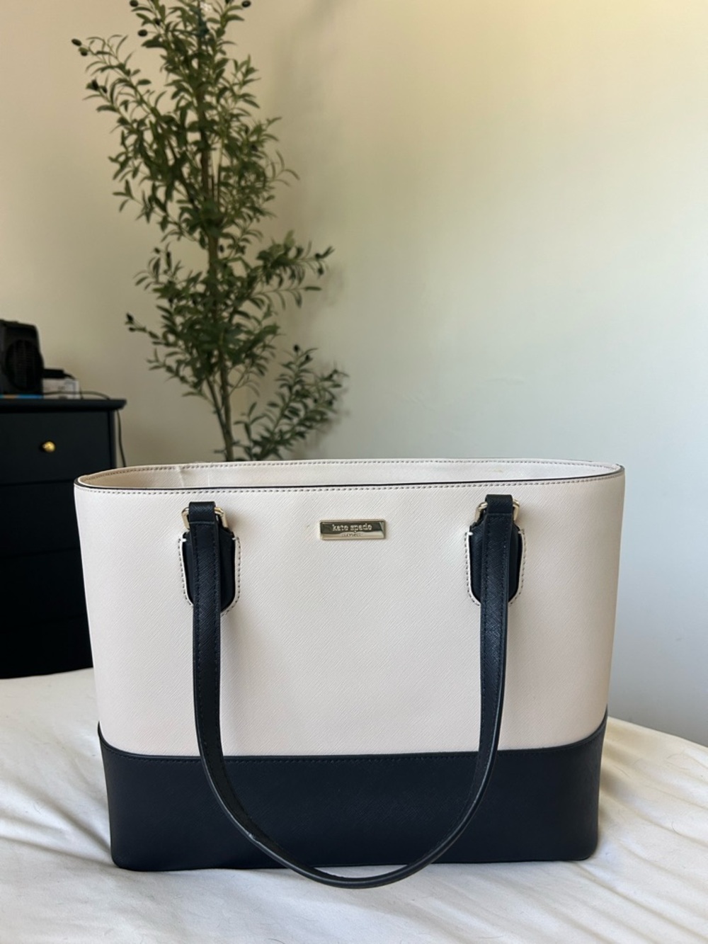 Kate Spade Laurel Way Medium Dally Tote Cream Black Leather Bag NWT